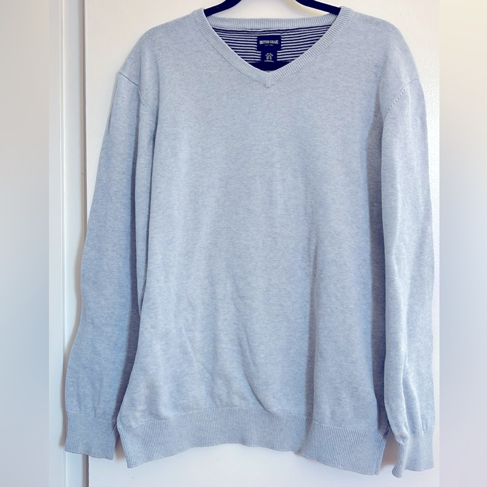 Men’s British Khaki pale blue cotton sweater size XL